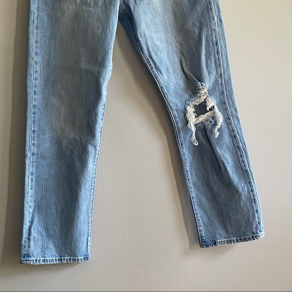 LEVI'S
Wedgie High-Rise Distressed Straight Ankle Jeans size 28 x 28 New - Picture 7 of 9